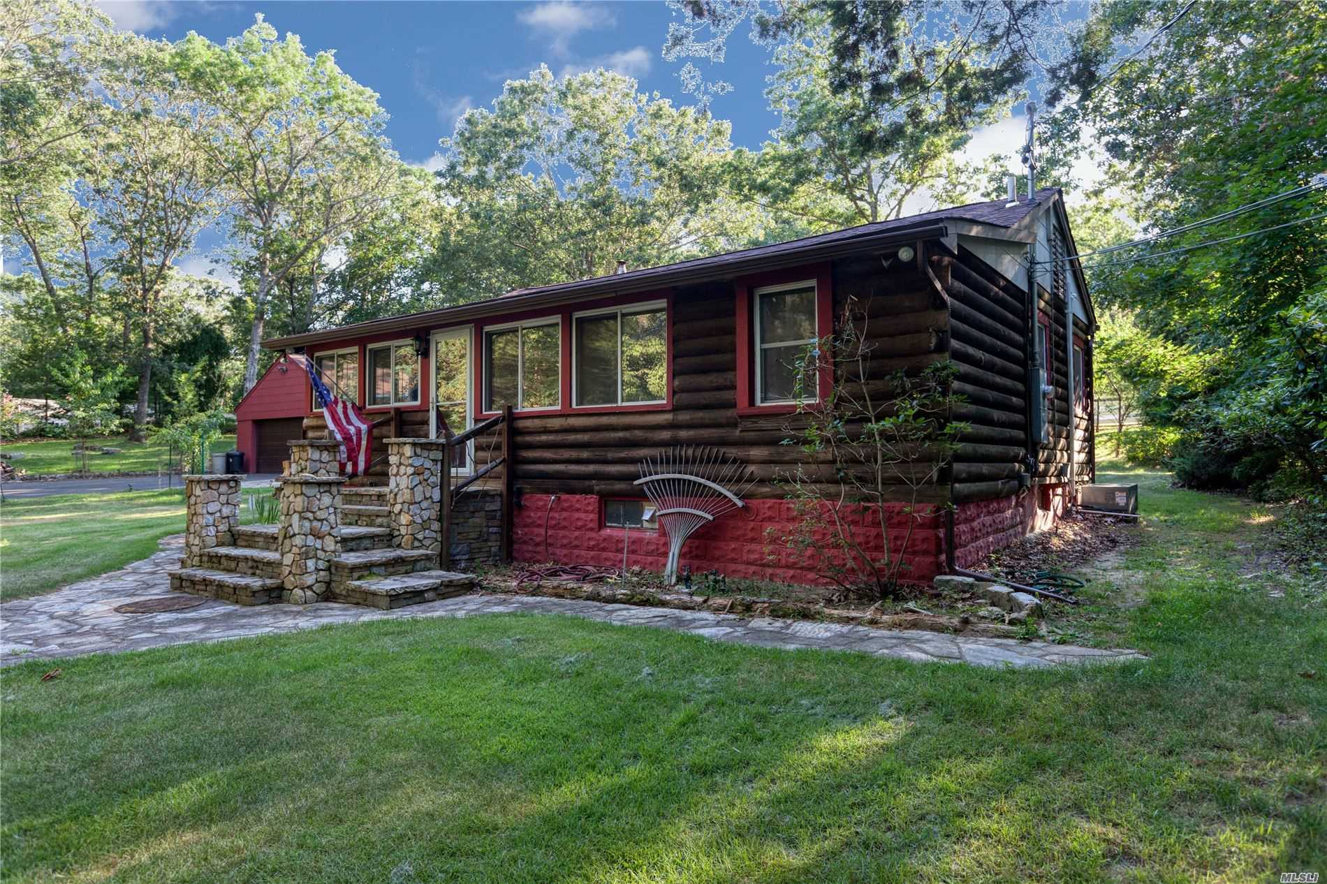 Long Island Equine & Horse Properties ALL PROPERTIES Ridge UNDER