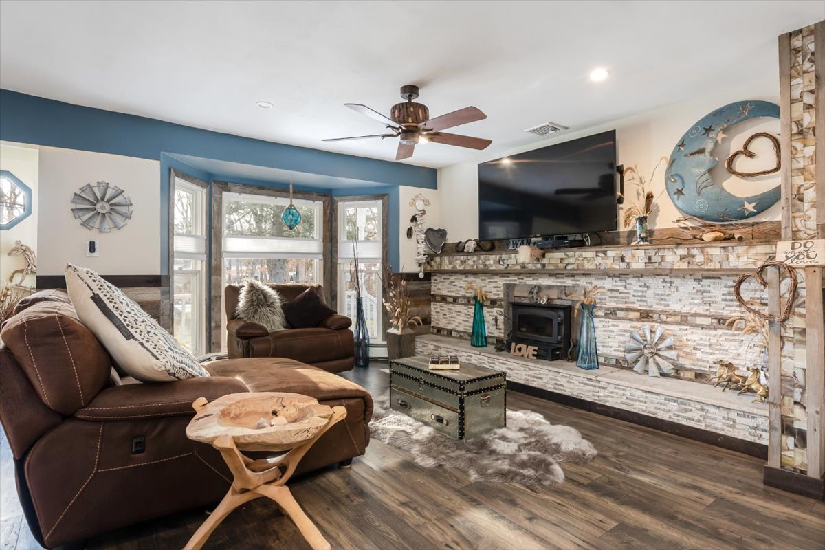 Ridge $550,000