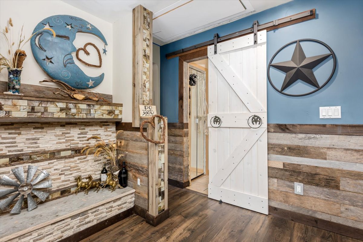 Ridge $550,000